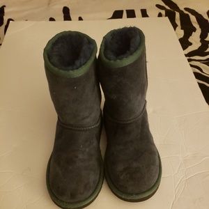 Girls boots